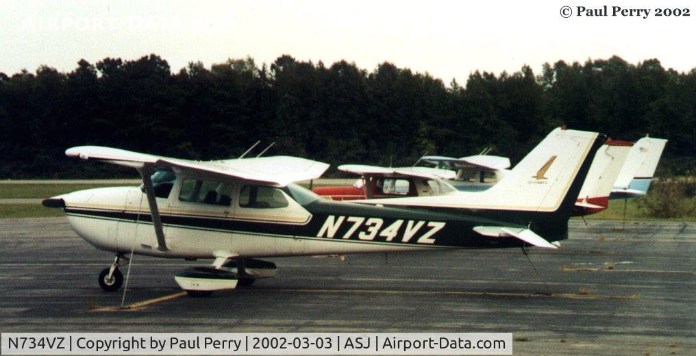 N734VZ, 1977 Cessna 172N C/N 17269161, All lined up on the apron.