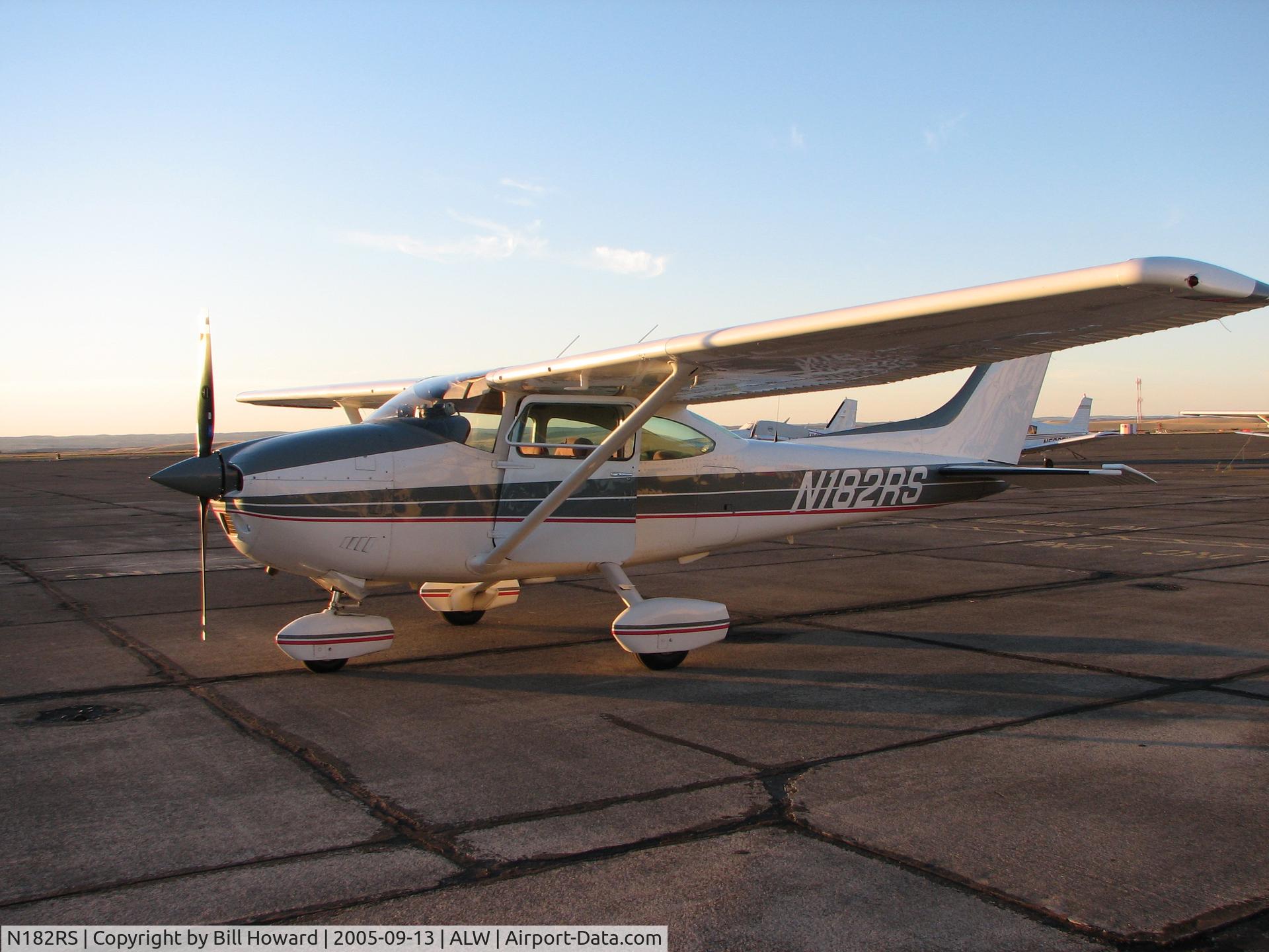 N182RS, 1976 Cessna 182P Skylane C/N 18264499, On the Ramp at Walla Walla (KALW)