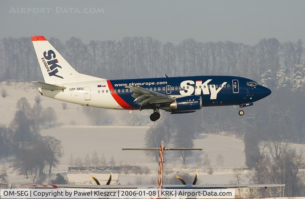 OM-SEG, 1992 Boeing 737-5Y0 C/N 25289, landing at 07