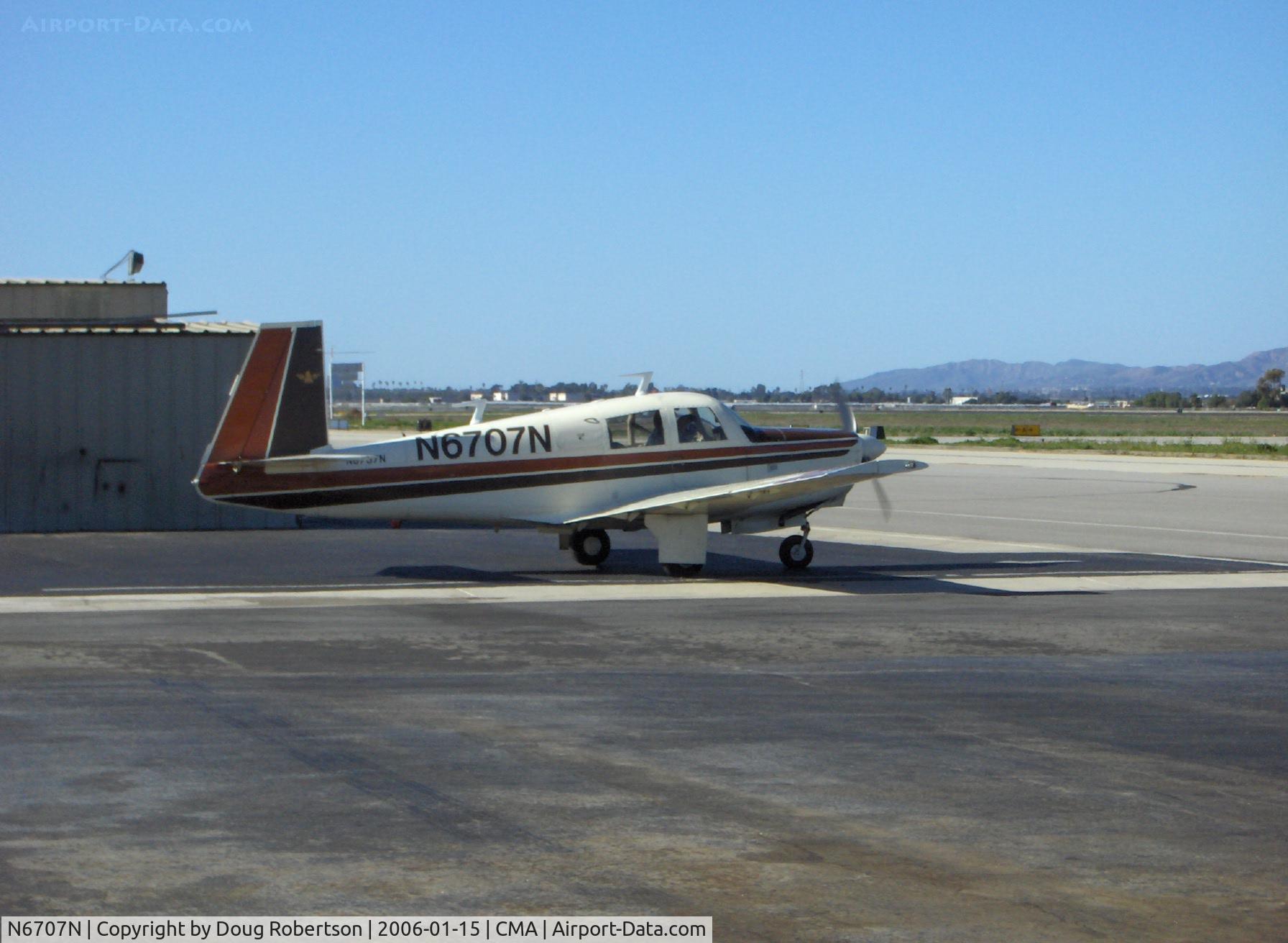 N6707N, 1968 Mooney M20C Ranger C/N 680043, 1968 Mooney M20C RANGER, Lycoming O&VO-360 180 Hp, engine warmup