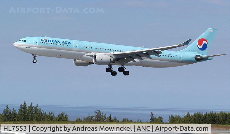 HL7553, 1999 Airbus A330-323 C/N 267, Korean Air Airbus A330 landing at Anchorage International Airport. This guy must have asked specifically for this runway.  No one else took off here.