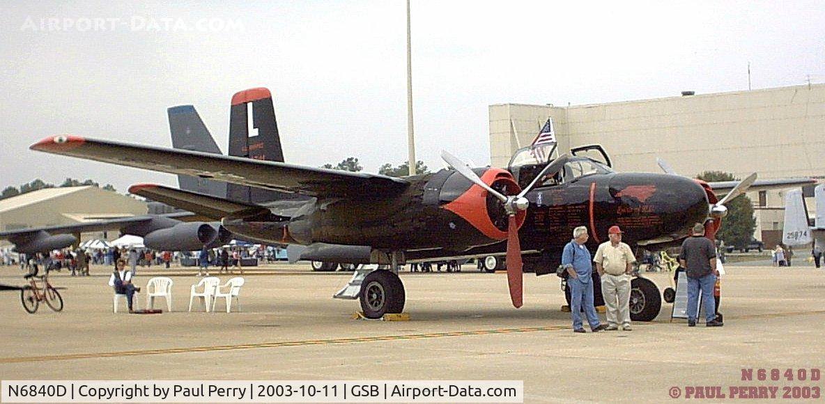 N6840D, 1945 Douglas A-26C Invader C/N 29190, The Spirit of North Carolina with some crew in attendance