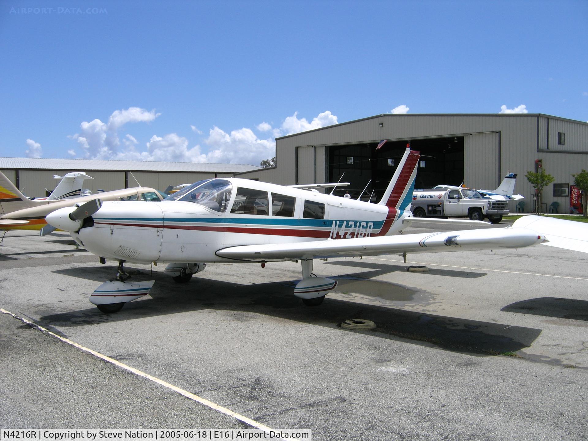 N4216R, 1969 Piper PA-32-300 Cherokee Six C/N 32-40581, 1969 1976 Piper PA-32-300 at San Martin, CA