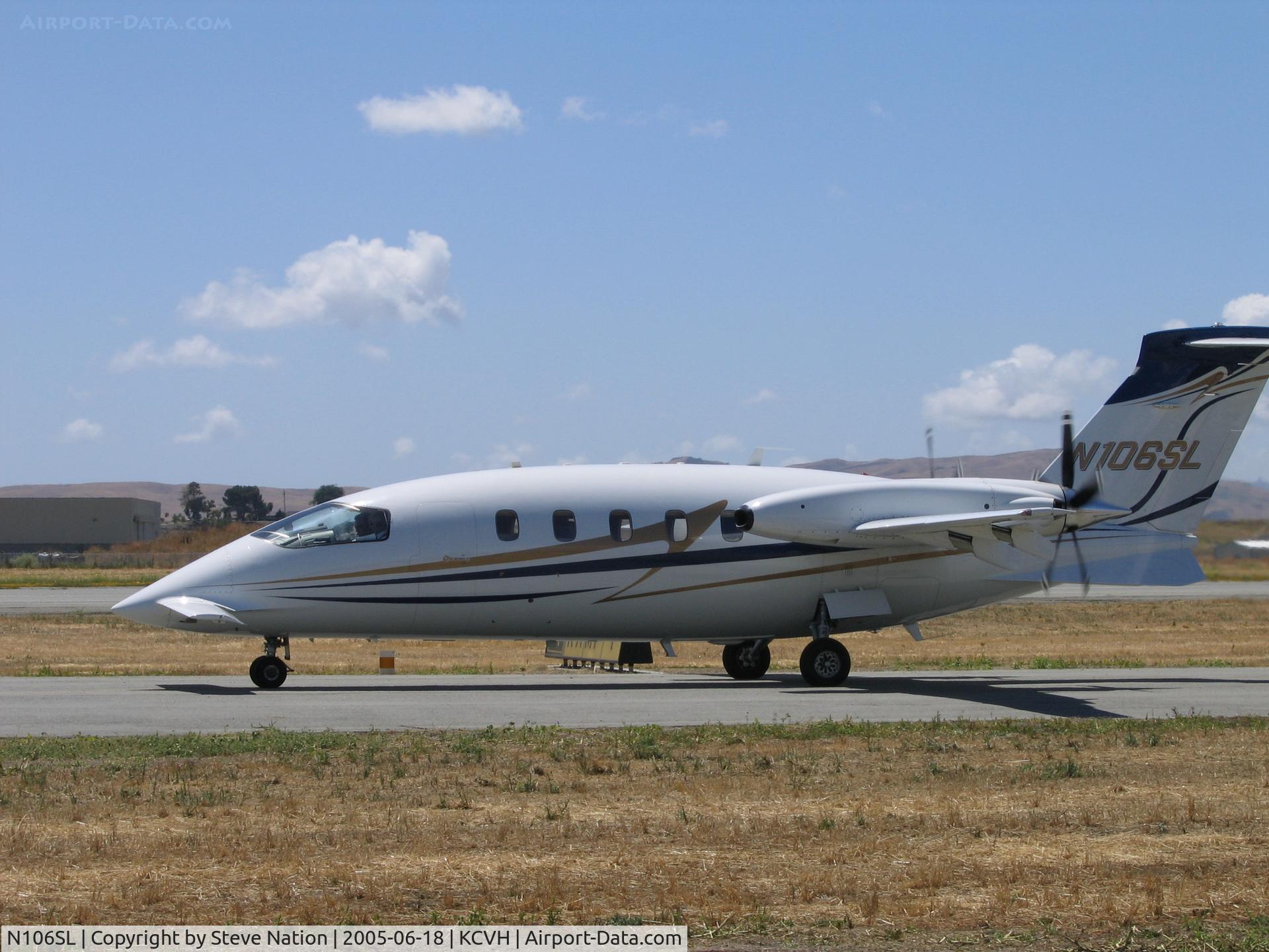 N106SL, 2003 Piaggio P-180 Avanti C/N 1070, Avantair (Bedford, MA) 2003 Piaggio P180 taxying at Hollister, CA