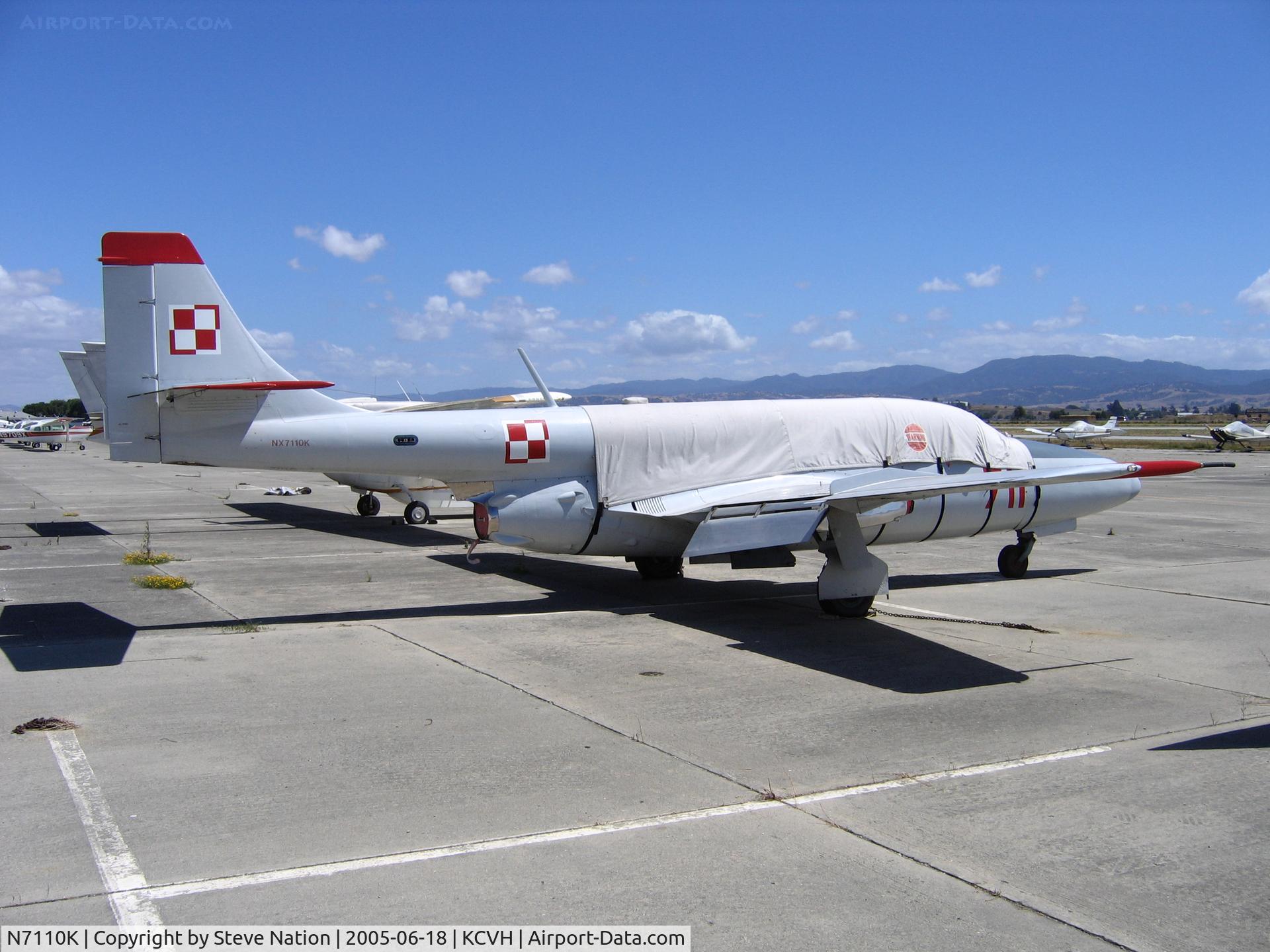 N7110K, 1970 PZL-Mielec TS-11 Iskra C/N 1H0711, 1971 WSK-PZL TS-11 Iskara at Hollister, CA