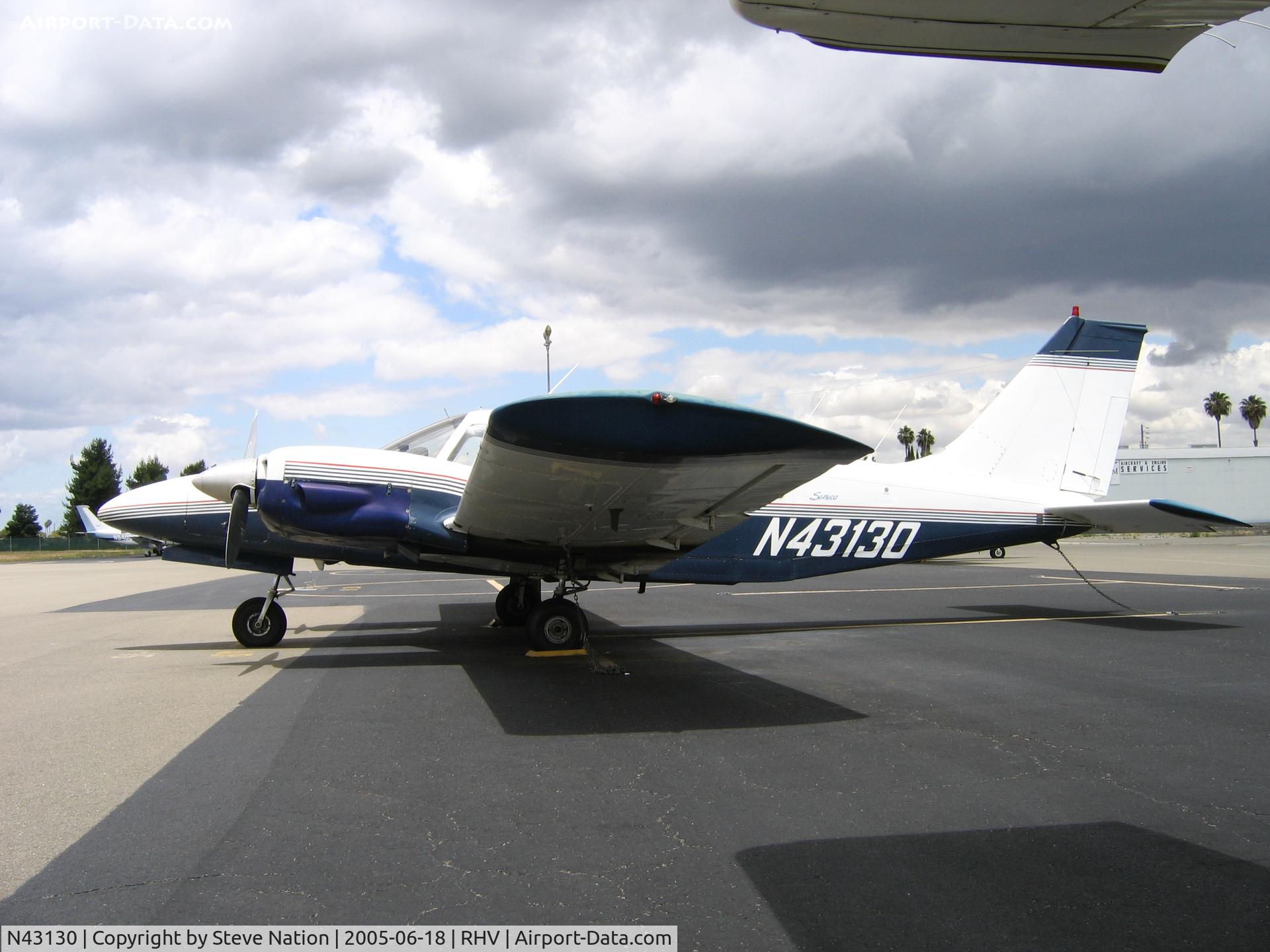 N43130, 1974 Piper PA-34-200 Seneca C/N 34-7450180, 1974 Piper PA-34-200 at Reid-Hillview Airport, San Jose, CA