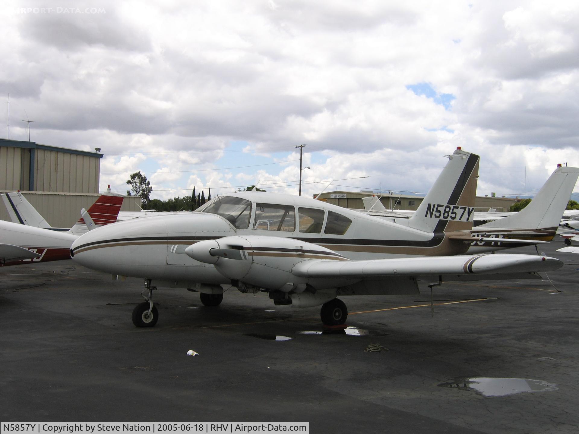 N5857Y, 1965 Piper PA-23-250 Aztec C/N 27-3009, American Capital Management 1965 Piper PA-23-250 Aztec at Reid-Hillview Airport, San Jose, CA