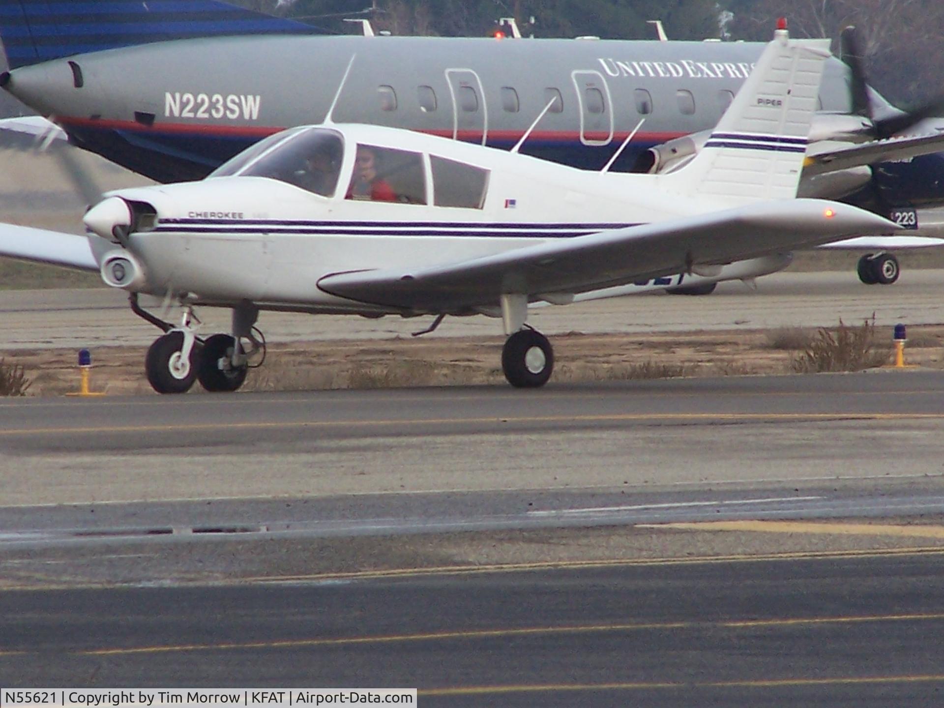 N55621, 1973 Piper PA-28-140 C/N 28-7325446, Taxi to new owner, Tim Morrow, in Fresno, CA