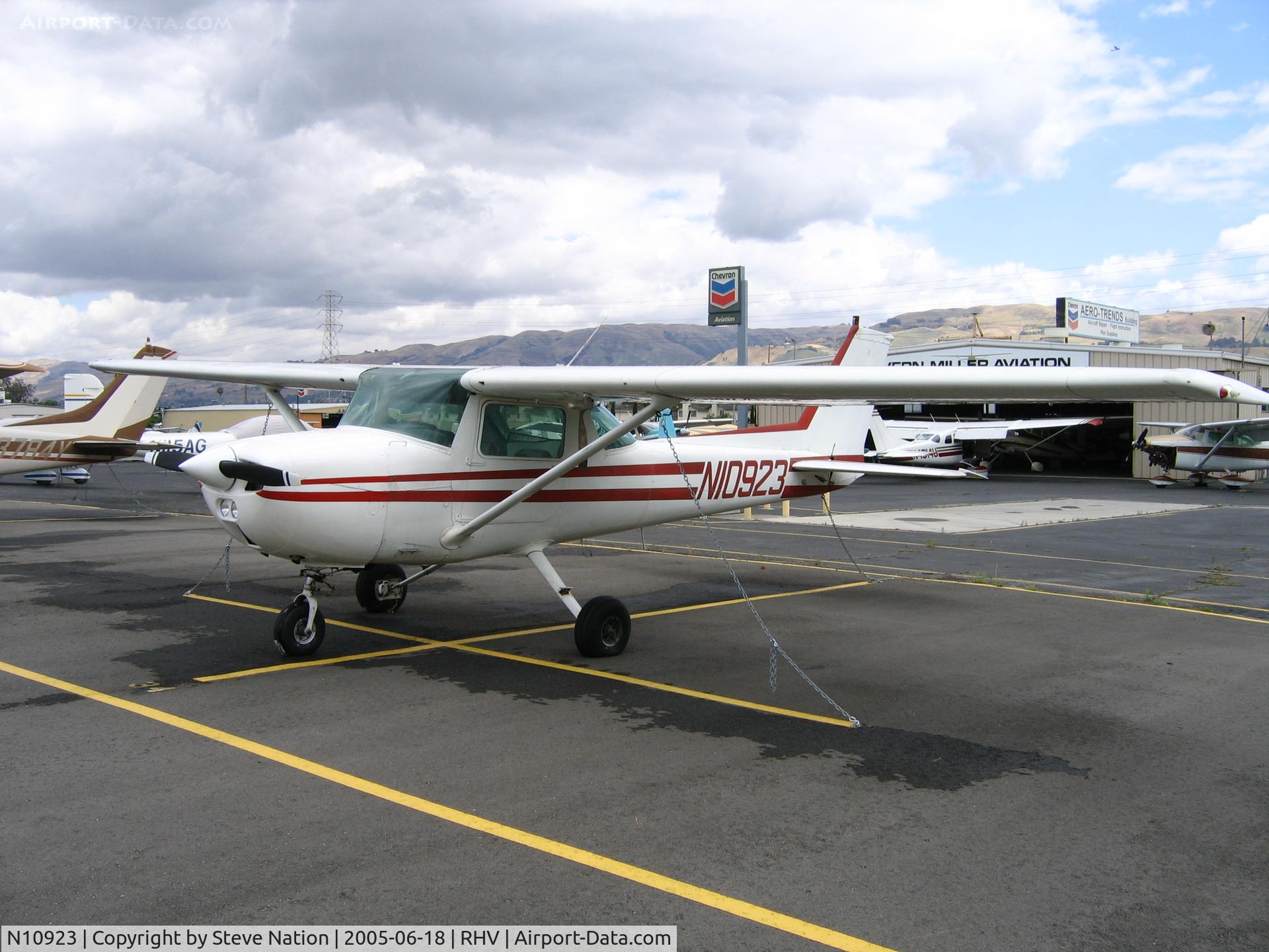 N10923, 1973 Cessna 150L C/N 15075137, 1973 Cessna 150L at Reid-Hillview Airport, San Jose, CA