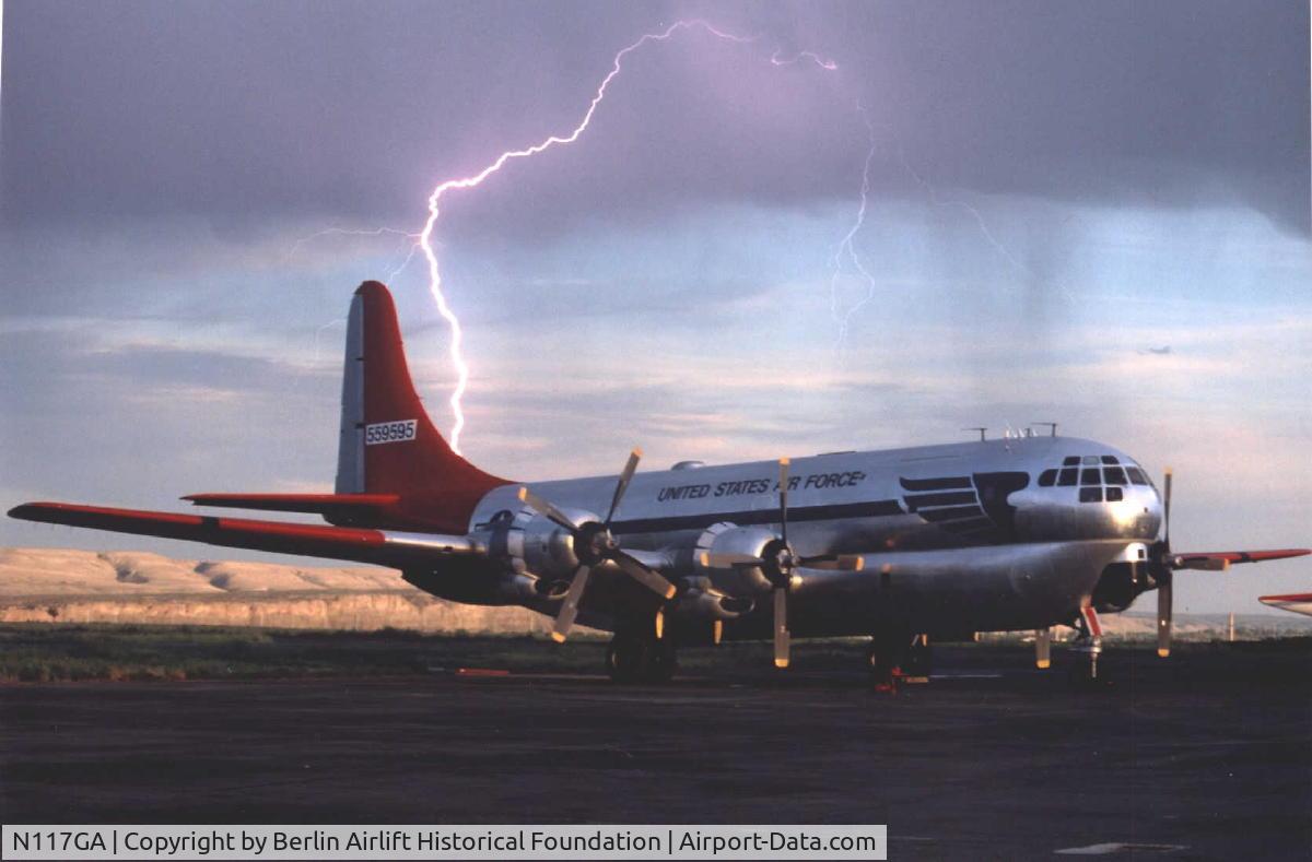 N117GA, 1952 Boeing C-97G (367-76-66) Stratofreighter C/N 16749, Lightning