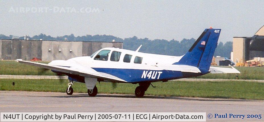 N4UT, 1974 Beech 58 Baron C/N TH-473, Taxiing back to takeoff after a courier run