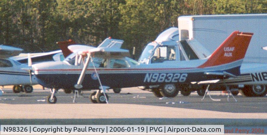 N98326, 1984 Cessna 172P C/N 17276278, At home with the Tidewater Composite Squadron