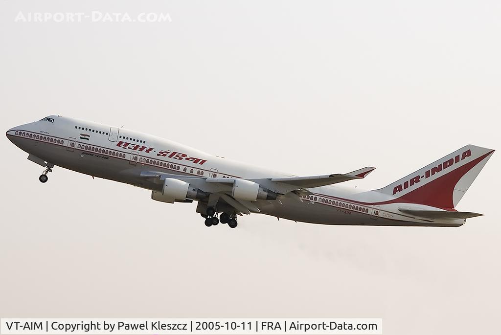 VT-AIM, 1991 Boeing 747-433 C/N 25074, take-off