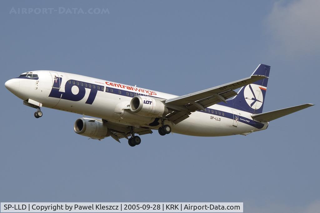 SP-LLD, 1994 Boeing 737-45D C/N 27256, landing