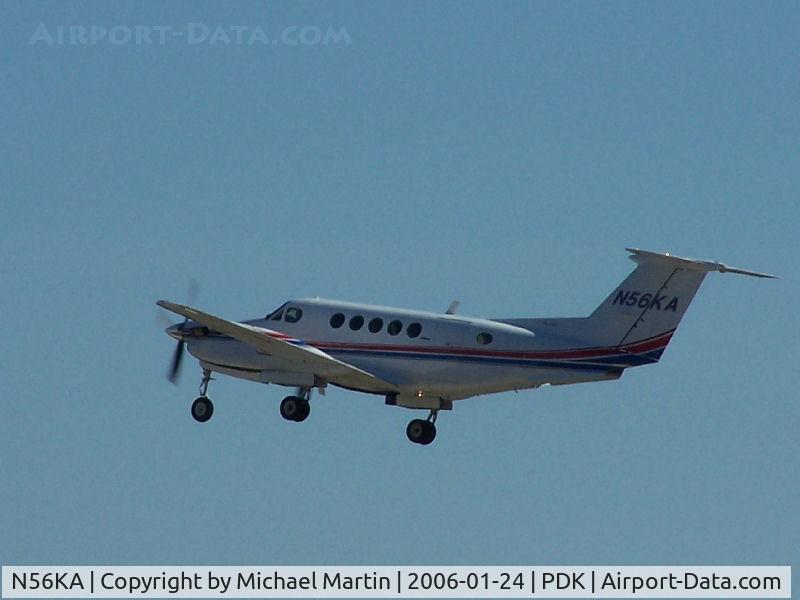 N56KA, 1980 Beech 200 C/N BB-763, Departing PDK - Starting to rotate gear.