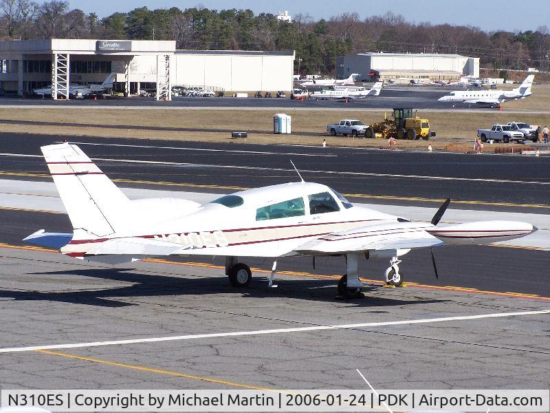 N310ES, 1973 Cessna 310Q C/N 310Q0714, Parked at Epps Air Service