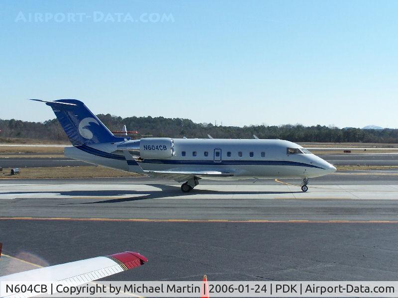 N604CB, 2000 Bombardier Challenger 604 (CL-600-2B16) C/N 5448, Taxing to Runway 2R