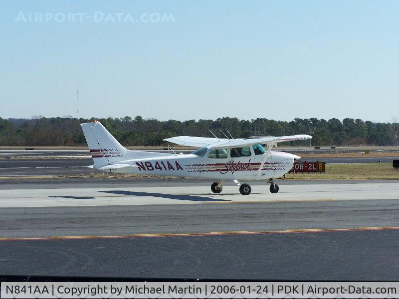 N841AA, 1979 Cessna 172N C/N 17272391, Aviation Atlanta student taxing.
