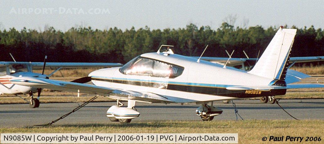 N9085W, 1965 Piper PA-28-235 C/N 28-10689, A very shiny spot on the very full parking apron