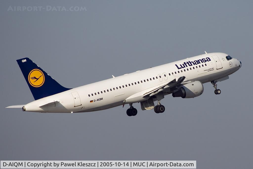 D-AIQM, 1991 Airbus A320-211 C/N 0268, after take-off
