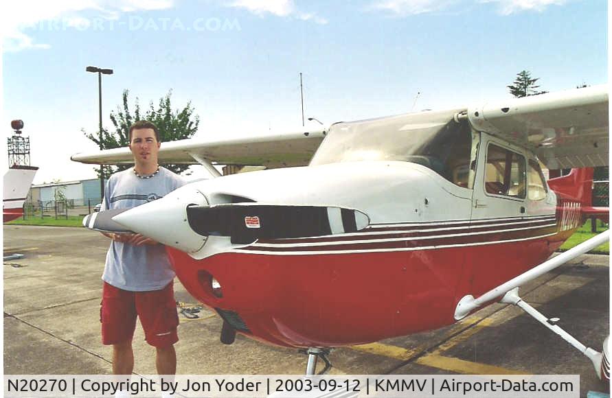 N20270, 1972 Cessna 172M C/N 17261146, Rental Cessna 172 and I.   Preflight check