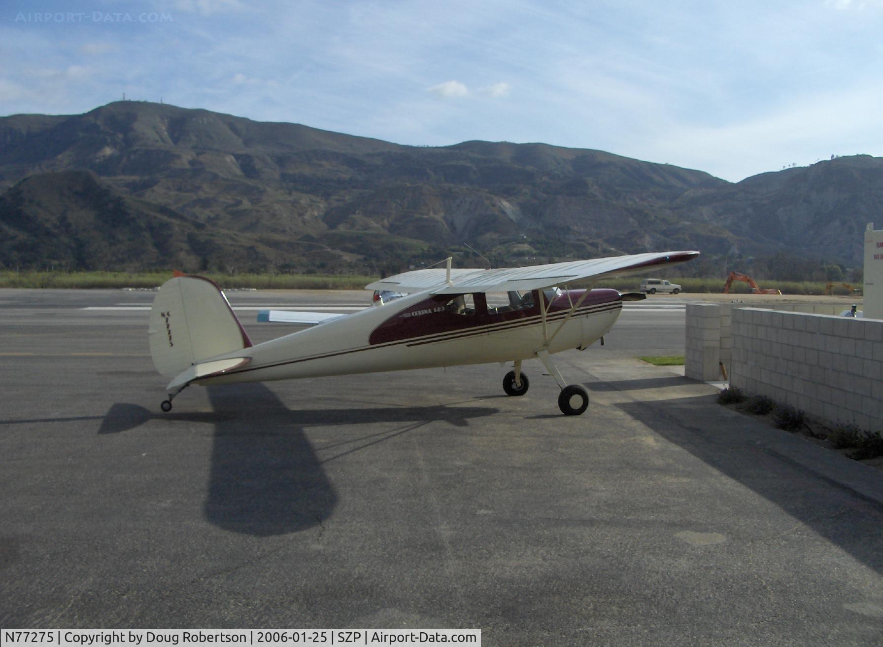 N77275, 1946 Cessna 140 C/N 11488, 1946 Cessna 140, Continental C85, Fuel stop
