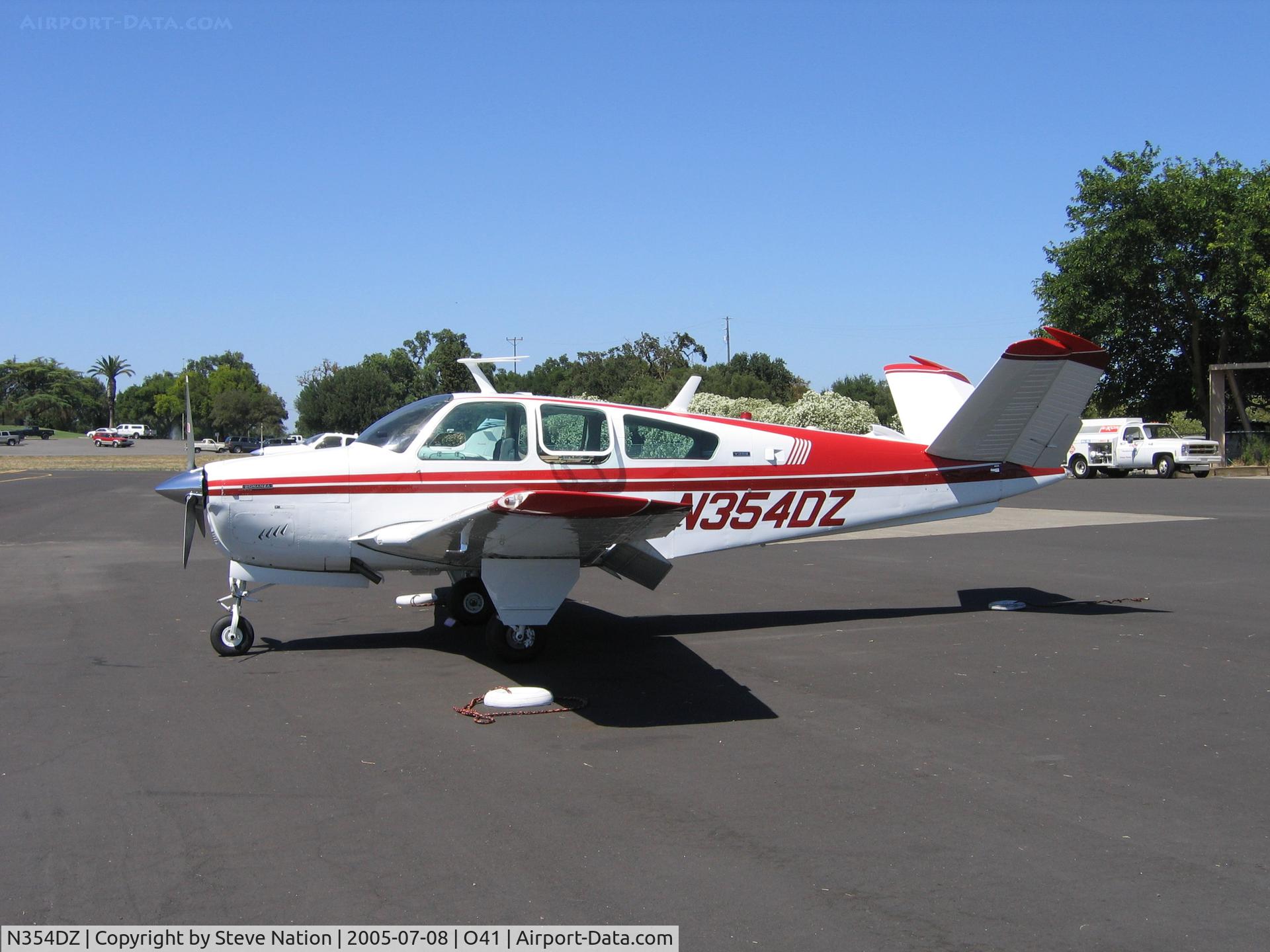 N354DZ, 1972 Beech V35B Bonanza C/N D-9336, 1972 Beech V35B Bonanza at Watts Airport, Woodland, CA
