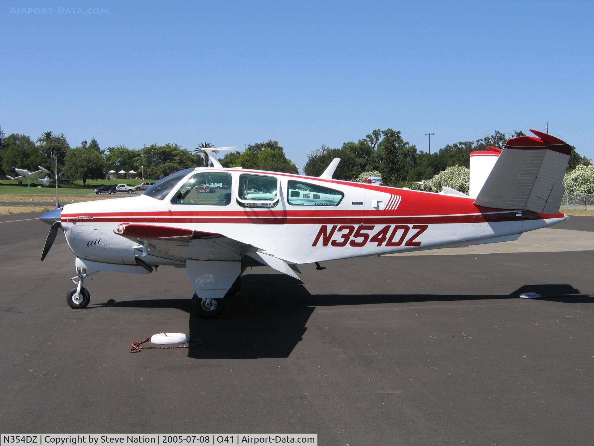 N354DZ, 1972 Beech V35B Bonanza C/N D-9336, 1972 Beech V35B Bonanza at Watts Airport, Woodland, CA