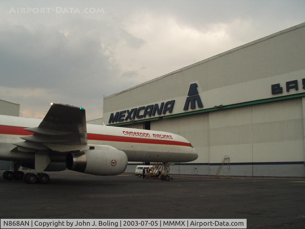 N868AN, 1990 Boeing 757-23APF C/N 24868, Arrival at MMMX for c check and paint