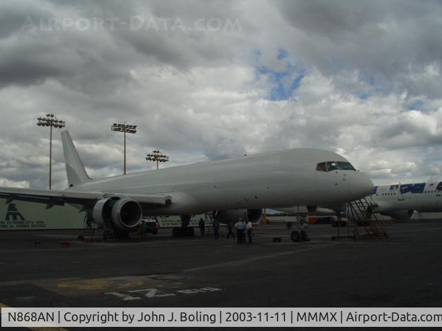 N868AN, 1990 Boeing 757-23APF C/N 24868, Post maint test flight at MMMX. Leased to Icelandair.