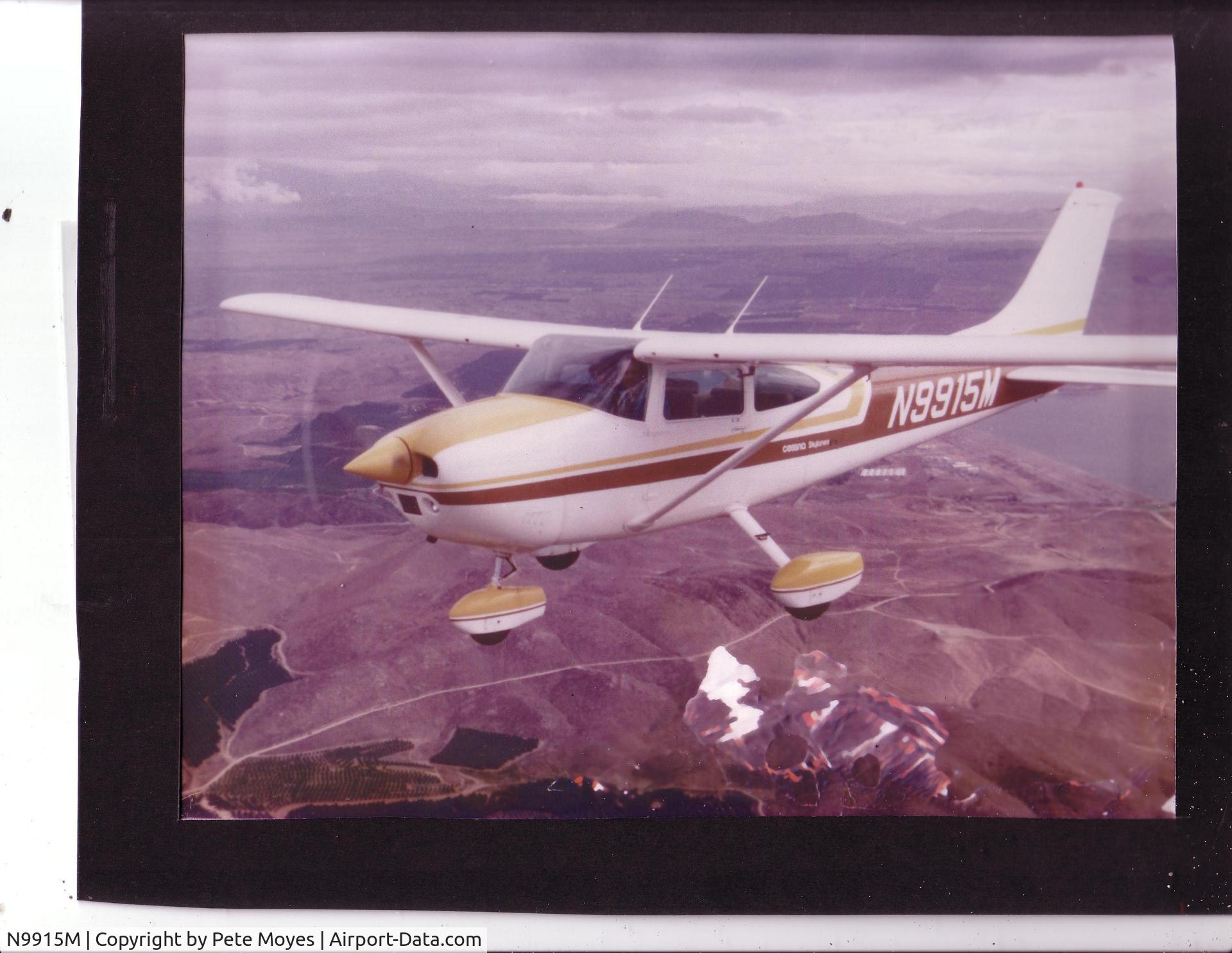 N9915M, 1976 Cessna 182P Skylane C/N 18264811, 15M in flight
