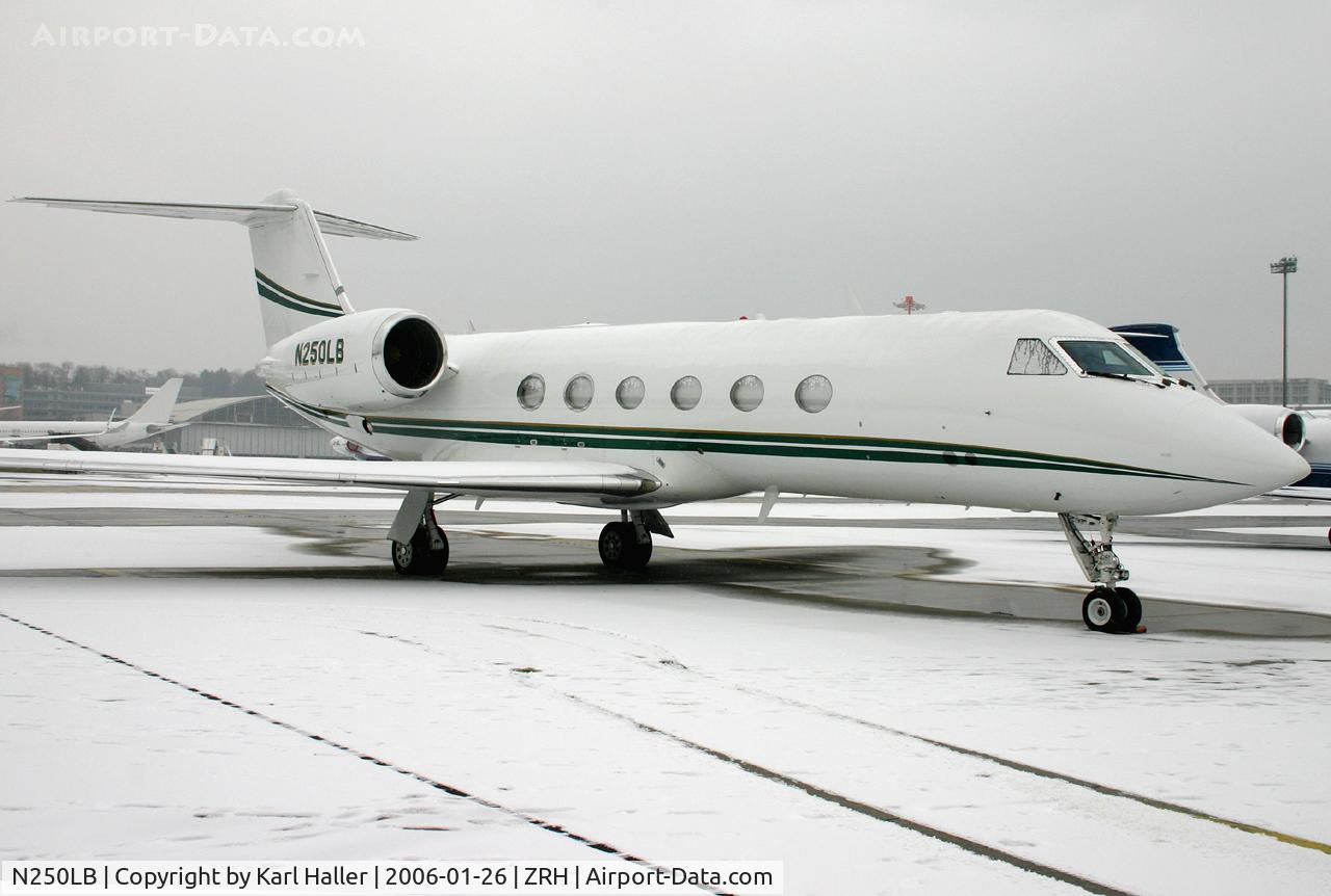 N250LB, 1995 Gulfstream Aerospace G-IV C/N 1269, WEF 2006 Davos