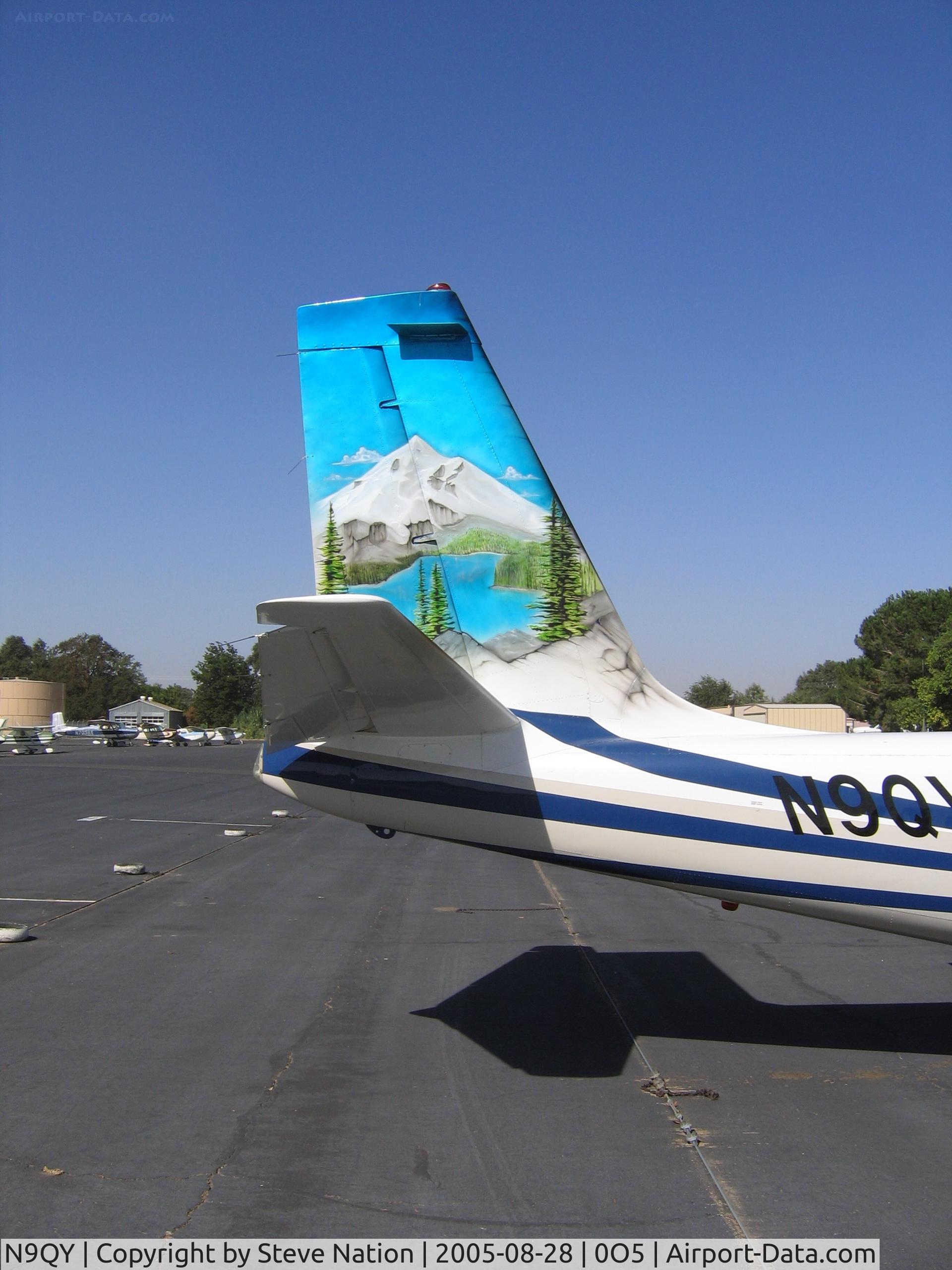 N9QY, 1979 Rockwell International 500-S C/N 3321, close-up tail art on 1979 Rockwell Int'l 500S on sunny day at University Airport, Davis, CA
