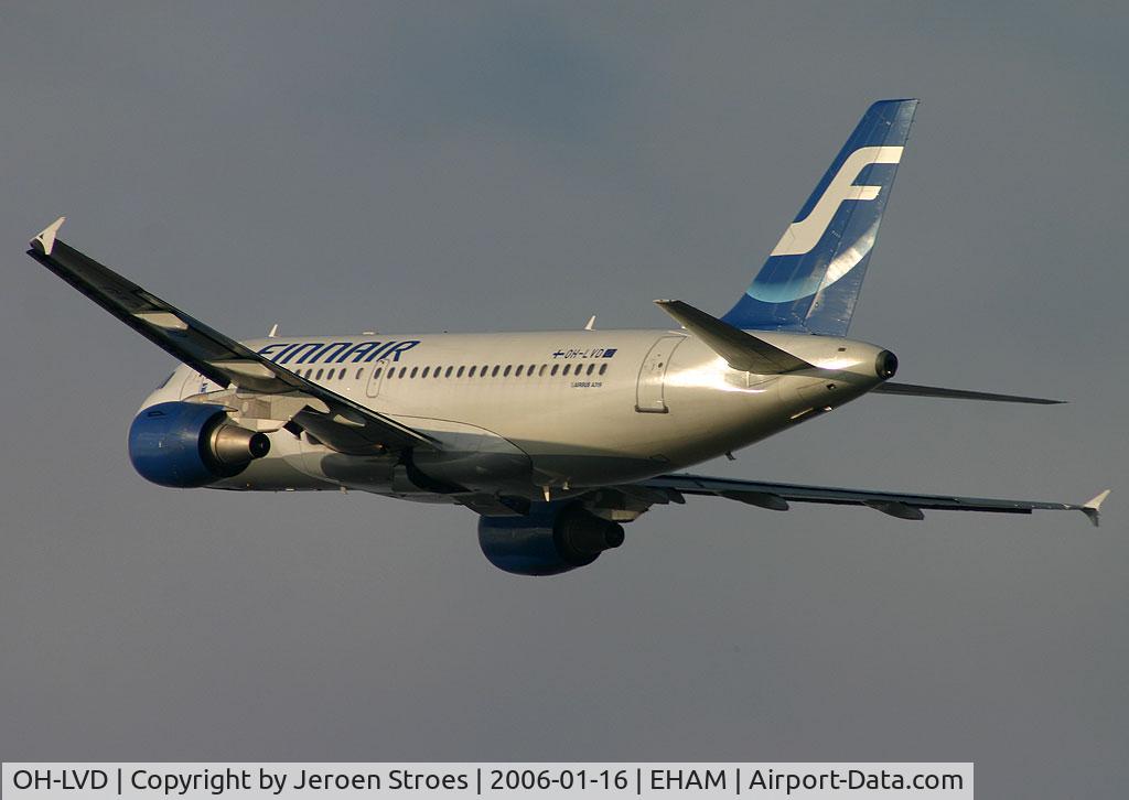 OH-LVD, 2000 Airbus A319-112 C/N 1352, Up to HELSINKI