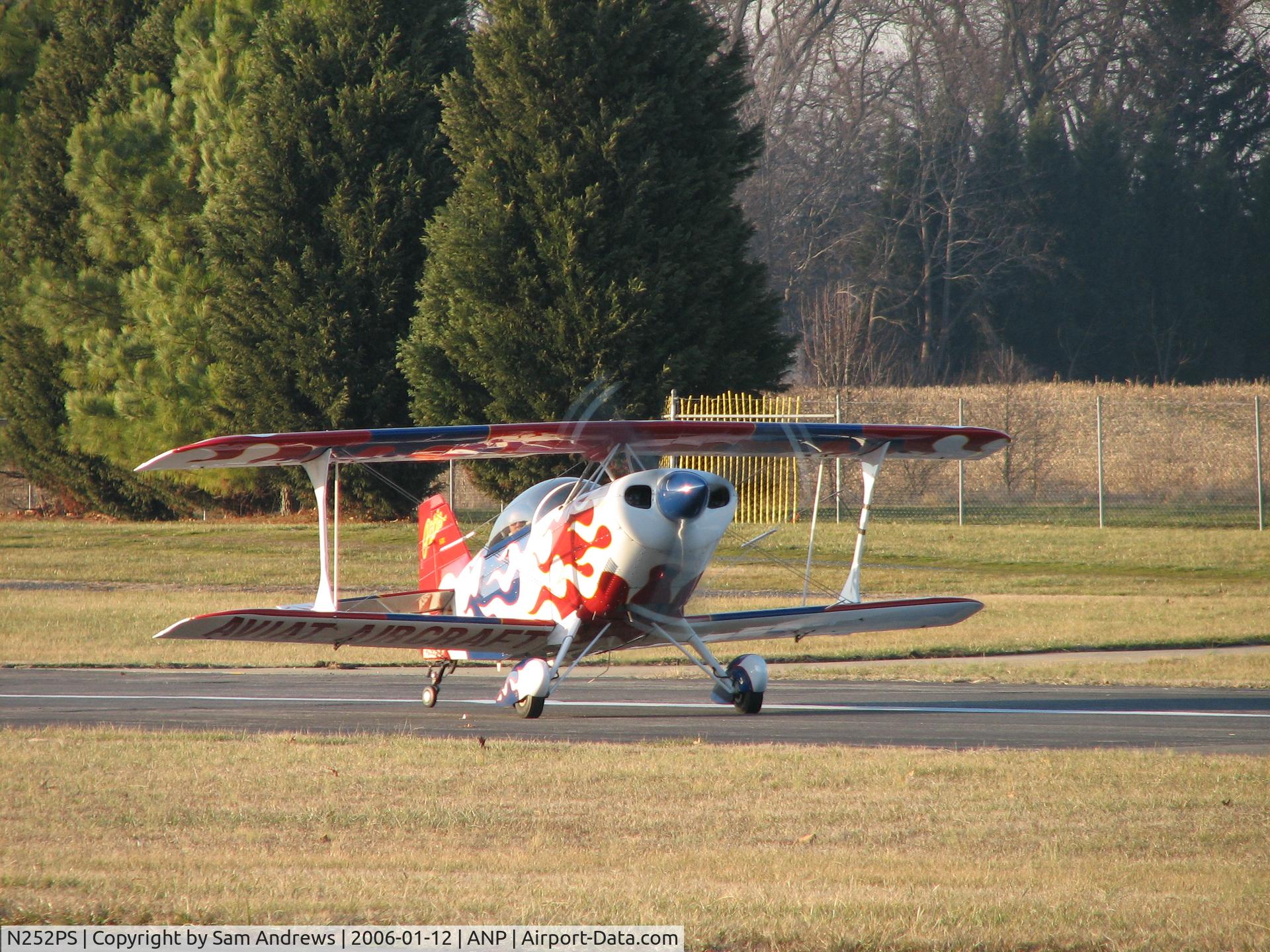 N252PS, 1999 Aviat Pitts S-2B Special C/N 5334, Taxiing around for more pattern work.  No touch and goes at ANP.