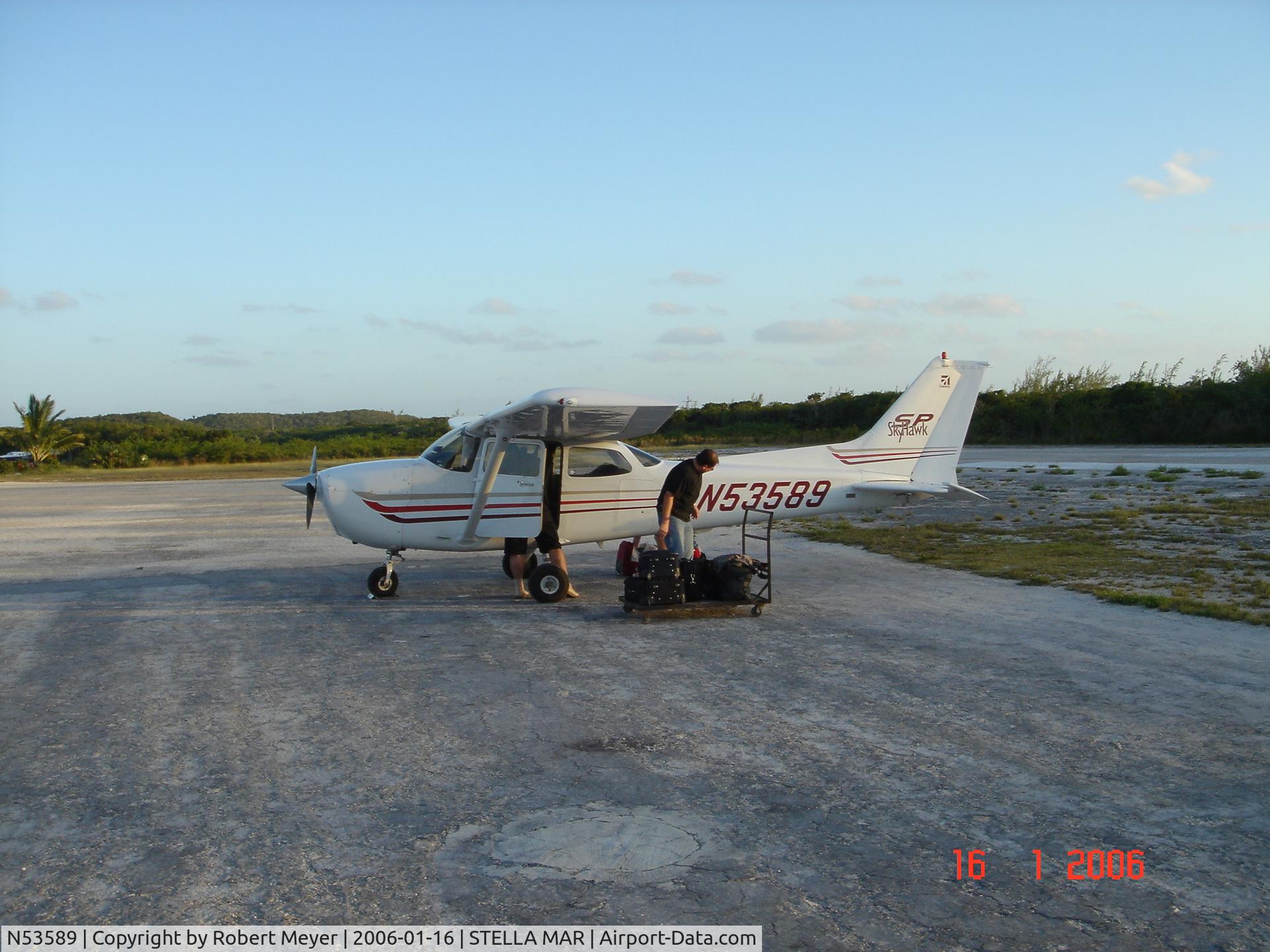 N53589, 2003 Cessna 172S C/N 172S9408, N53589 in Stella Maris(Bahamas)