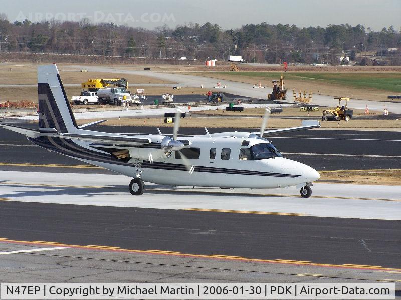 N47EP, 1978 Rockwell International 690B C/N 11520, Taxing to Mercury Air Center