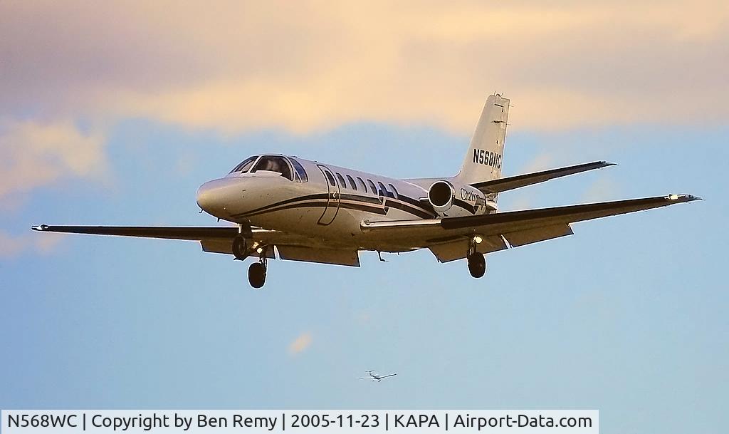 N568WC, 1990 Cessna 560 Citation V C/N 560-0083, On short finals at APA