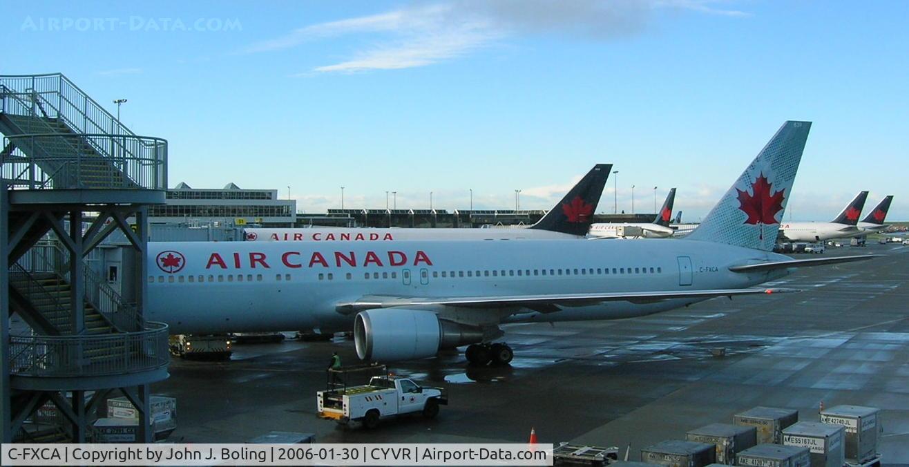 C-FXCA, 1990 Boeing 767-375/ER C/N 24574, Boeing 767-300 with new paint