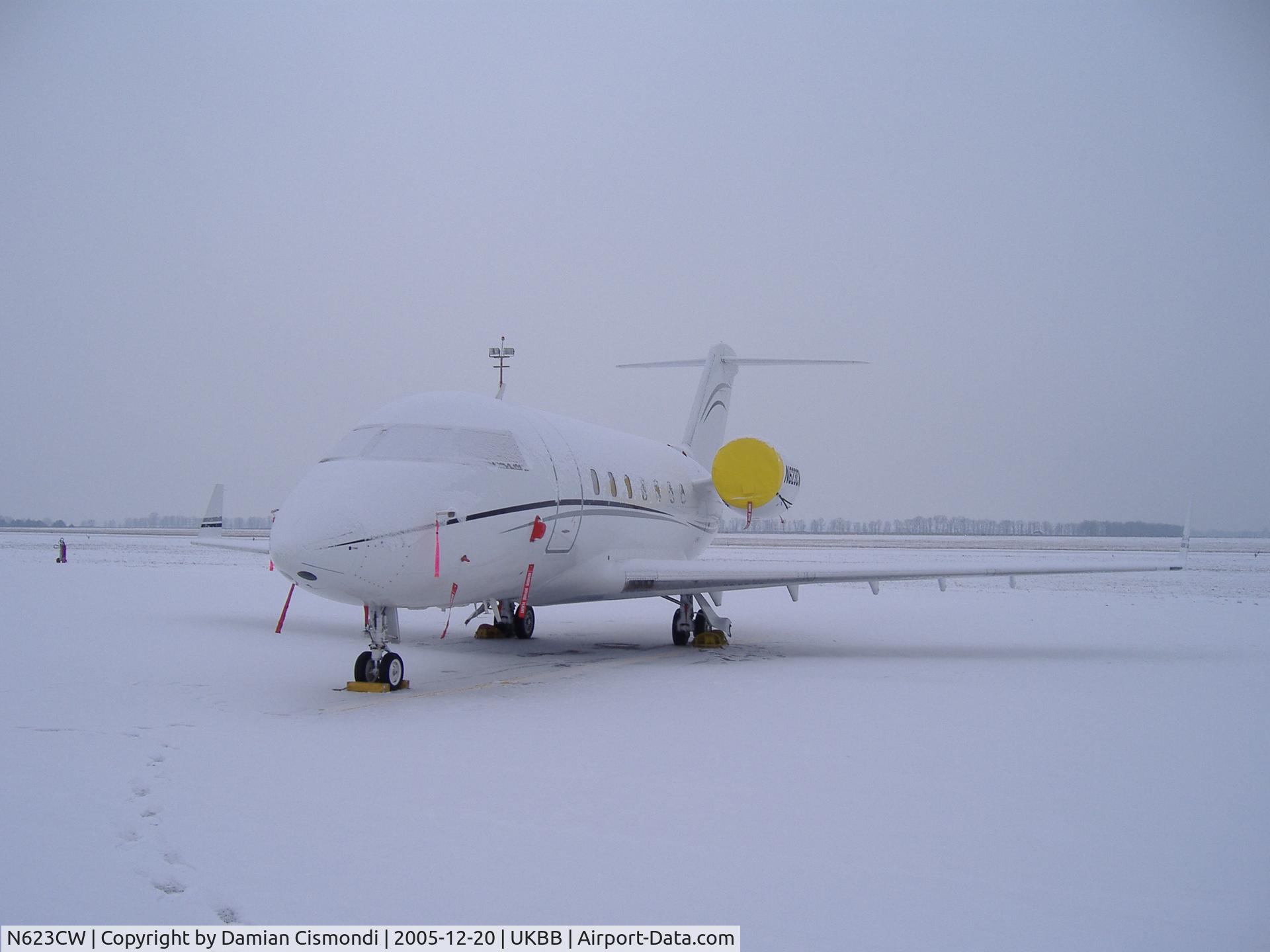 N623CW, 1988 Canadair Challenger 601-3A (CL-600-2B16) C/N 5023, Borispol Airport Kiev- Ukraine