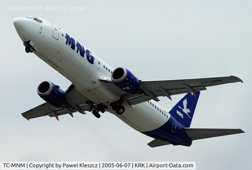 TC-MNM, Boeing 737-4Q8 C/N 25375, after take-off
