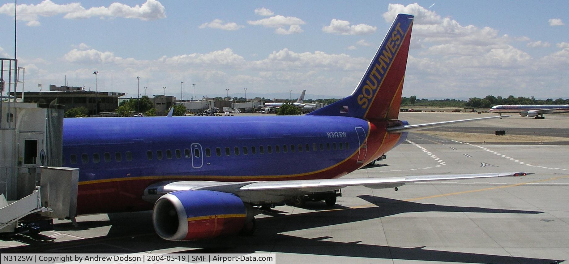 N312SW, 1986 Boeing 737-3H4 C/N 23334, Sacramento