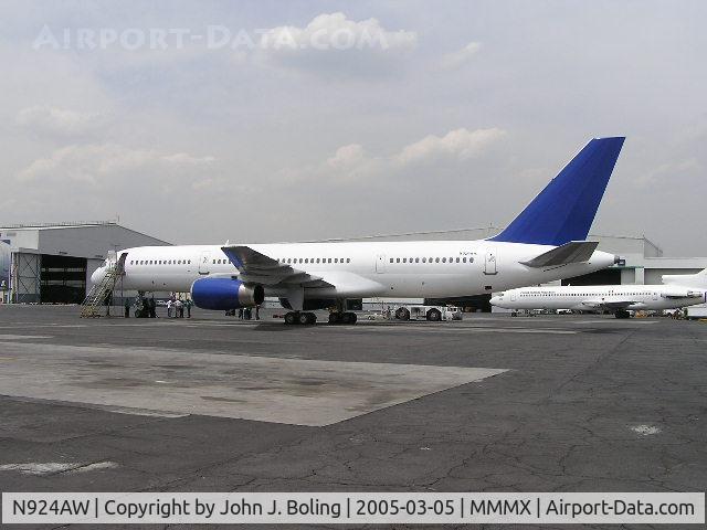 N924AW, 1991 Boeing 757-23A C/N 24924, Boeing 757-23A. Test flight by John Boling and Don Sullivan