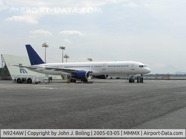 N924AW, 1991 Boeing 757-23A C/N 24924, Now leased in England