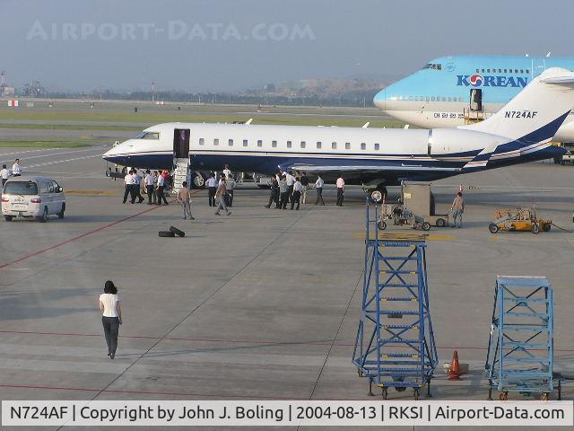N724AF, 1999 Bombardier BD-700-1A10 Global Express C/N 9031, Aircraft had just been struck by ground vehicle, Incheon Intl, Korea