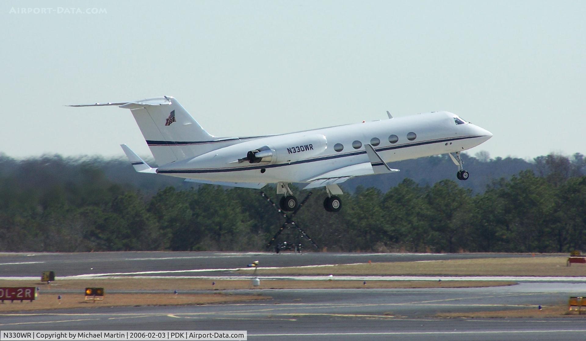 N330WR, 1981 Gulfstream American G-1159A Gulfstream III C/N 337, Departing PDK - Starting to rotate gear.