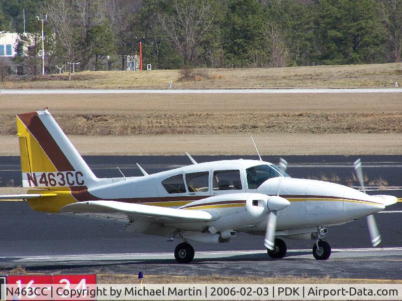 N463CC, 1966 Piper PA-23-250 Aztec C/N 27-3357, Taxing to Mercury Air Center