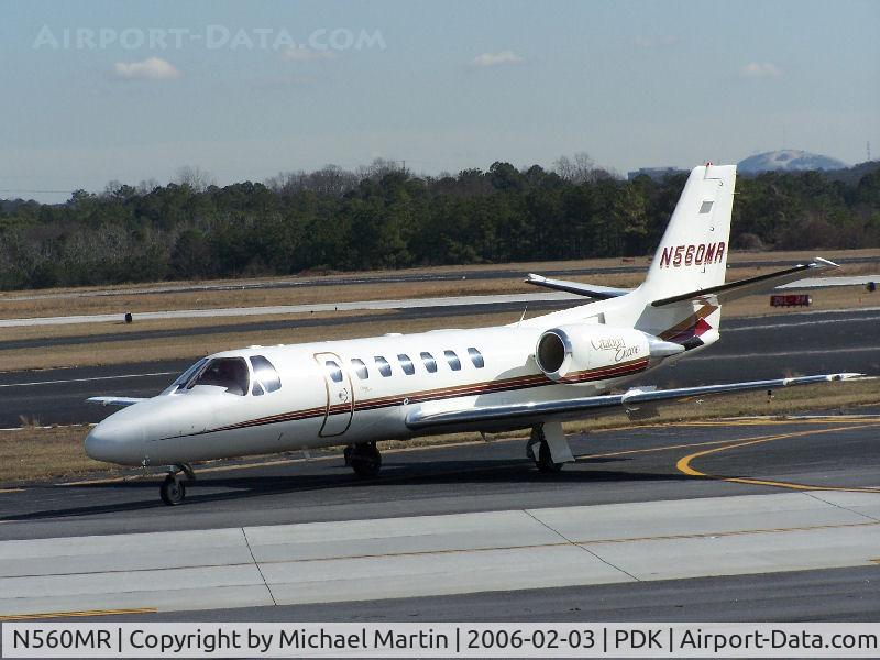 N560MR, 2002 Cessna 560 Citation Encore C/N 560-0594, Taxing to 20L