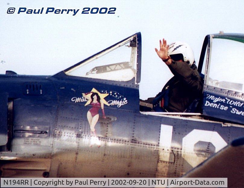 N194RR, North American T-28B Trojan C/N 200-265 (138194), Nice artwork, but sadly gone with her new colors