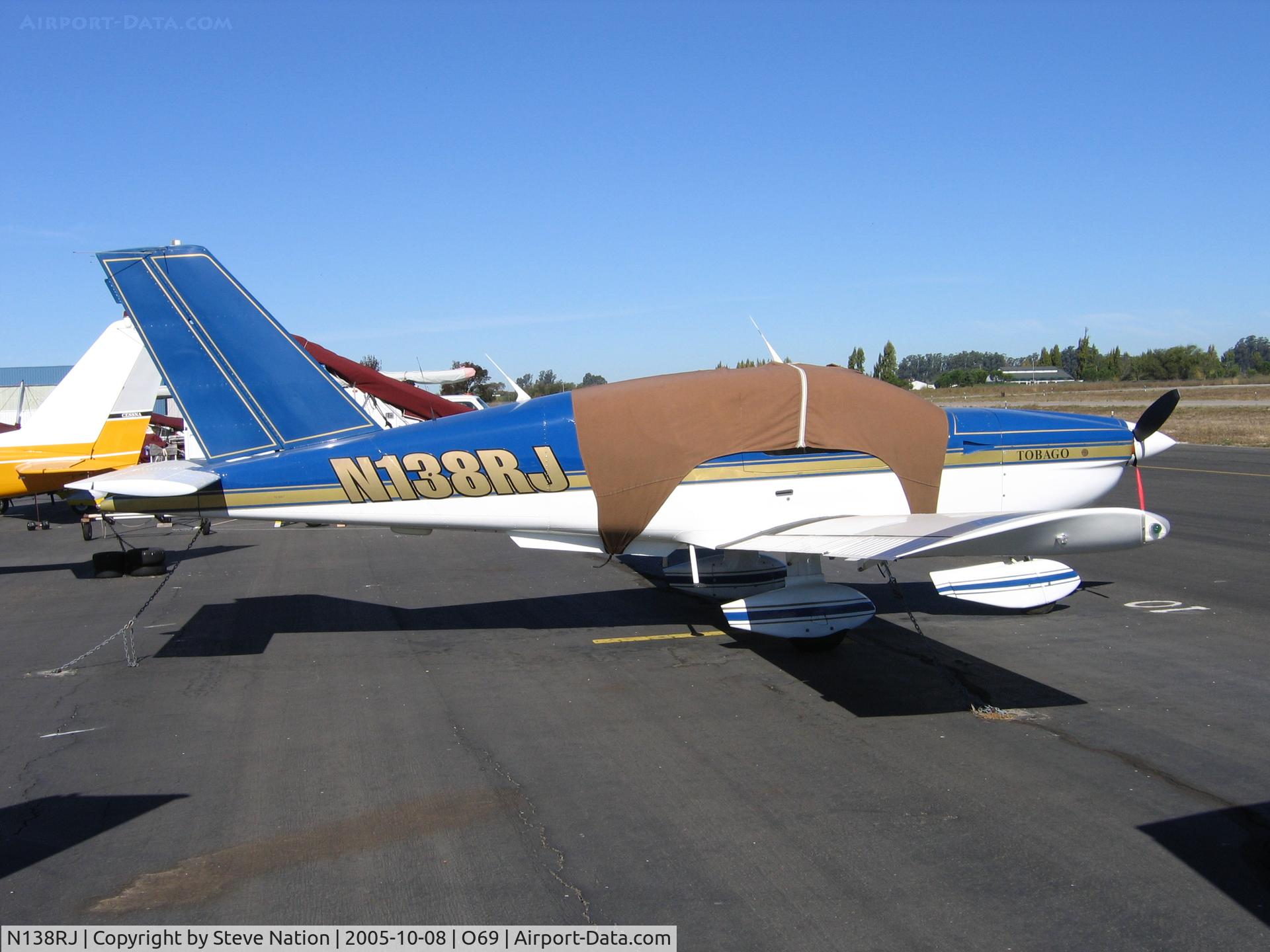 N138RJ, 1988 Socata TB-10 Tobago C/N 821, Reeber Family Aero 1988 Socata TB10 at Petaluma Municipal, CA